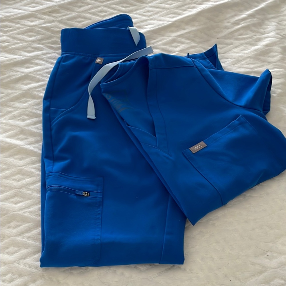 Blue Scrub Set - Picture 2 of 4